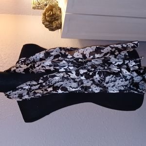 Black and white flower scarf